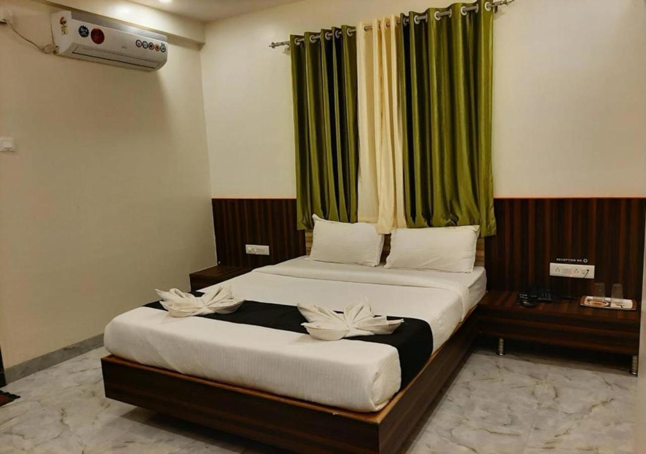 Hotel Sai Sk Palace Sirdi Kültér fotó